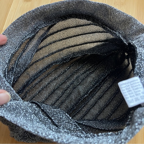 Metallic Silver/Black Turban - Picture 4 of 6